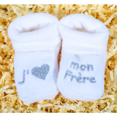 Chaussons bébé blanc J'aime mon frère