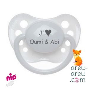 Tétines "J'aime Oumi et Abi"